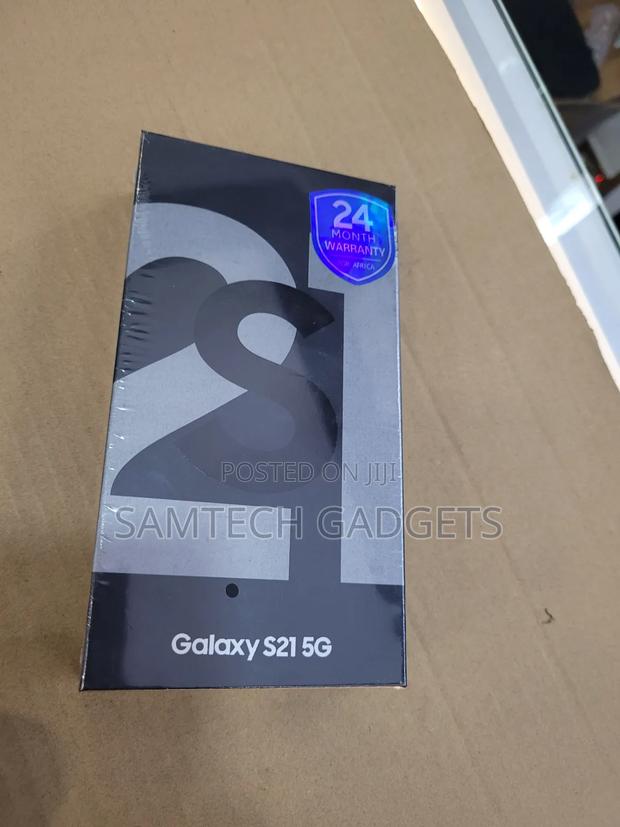 New Samsung Galaxy S21 5G 128 GB Black - main view