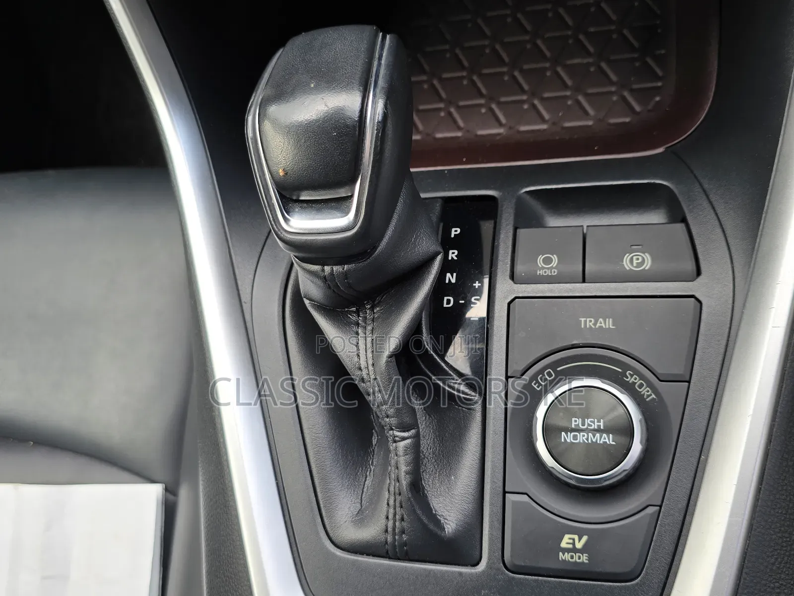 Toyota RAV4 Hybrid 2019 Blue