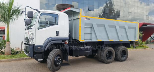 Isuzu Fvz 2025 White - thumbnail 3