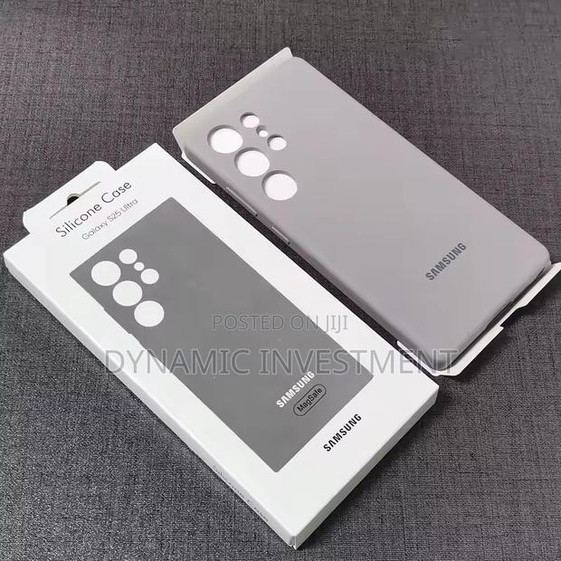 Samsung S25 Ultra Premium Magnetic Magsafe Silicone Case/Cover - thumbnail 3