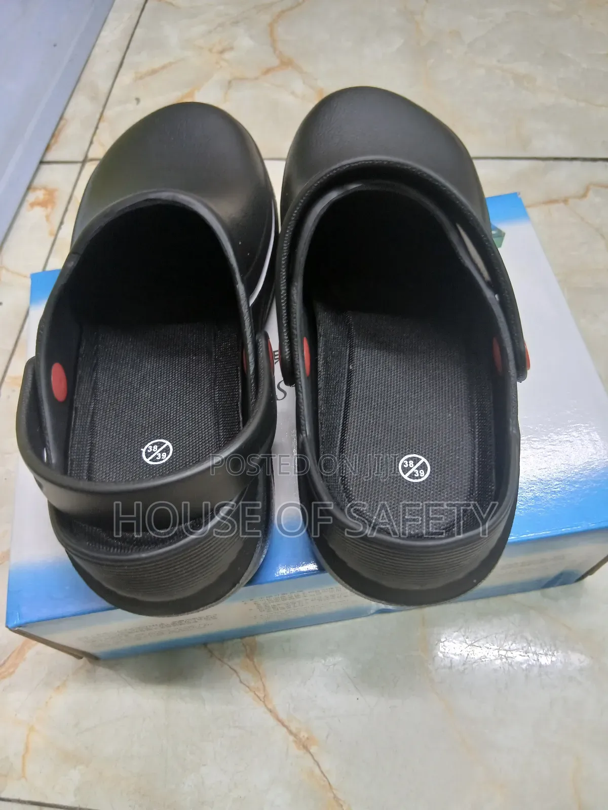 All Day Comfort Black Kitchen Croc