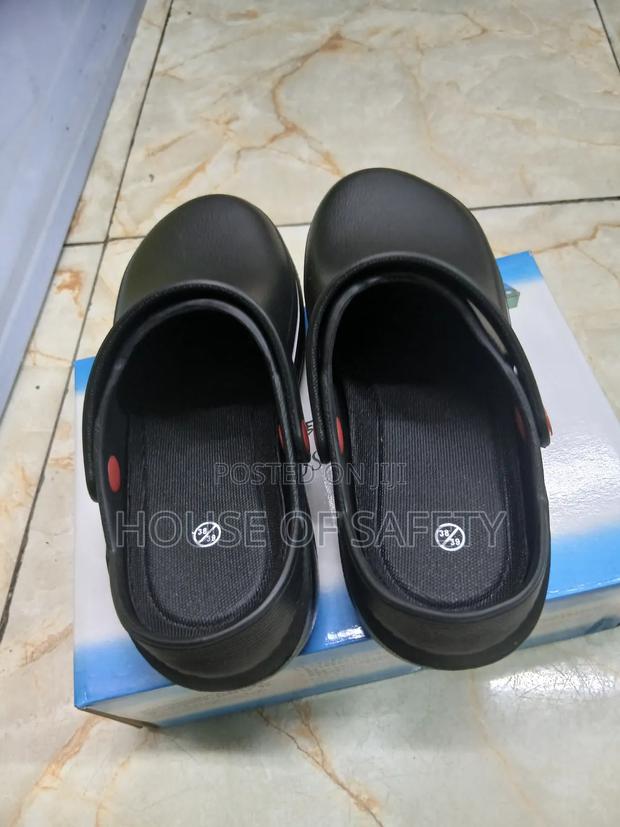 All Day Comfort Black Kitchen Croc - thumbnail 2