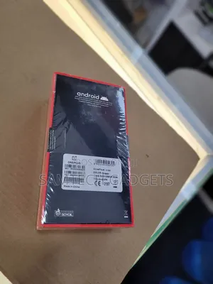 New OnePlus 11 256 GB Gold
