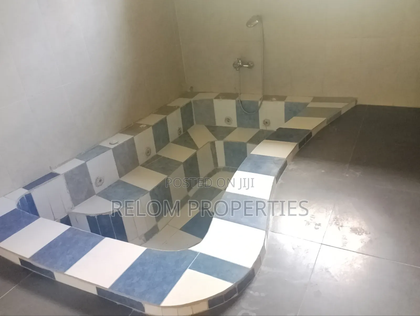 4bdrm Maisonette in Karen for rent