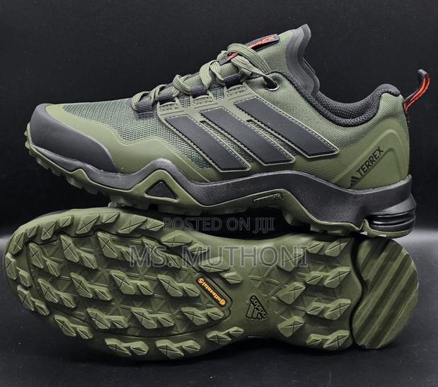  Adidas Terrex Swift R2 GTX Hiking Shoe 40-45