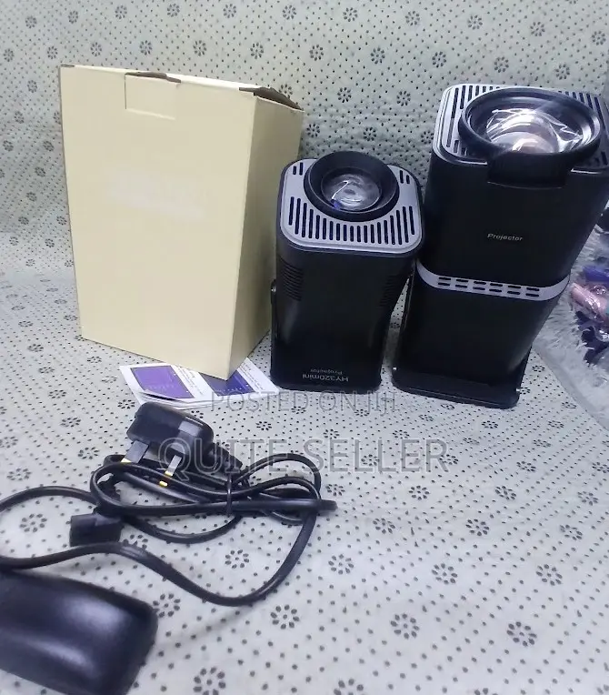 Smart Allwinner H713 Bt5.0 1080p Android 13 Projector