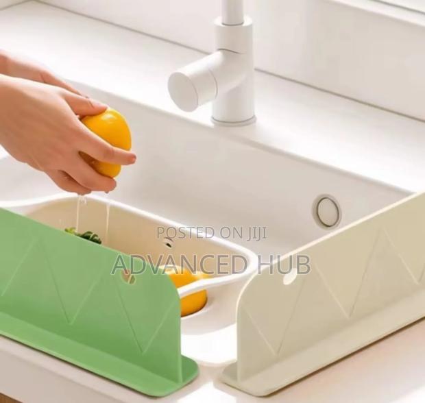 Silicon Kitchen Sink Splash Guard - thumbnail 2
