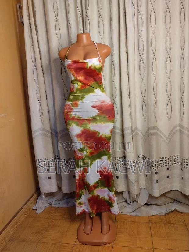 Ladies Clothing - thumbnail 4