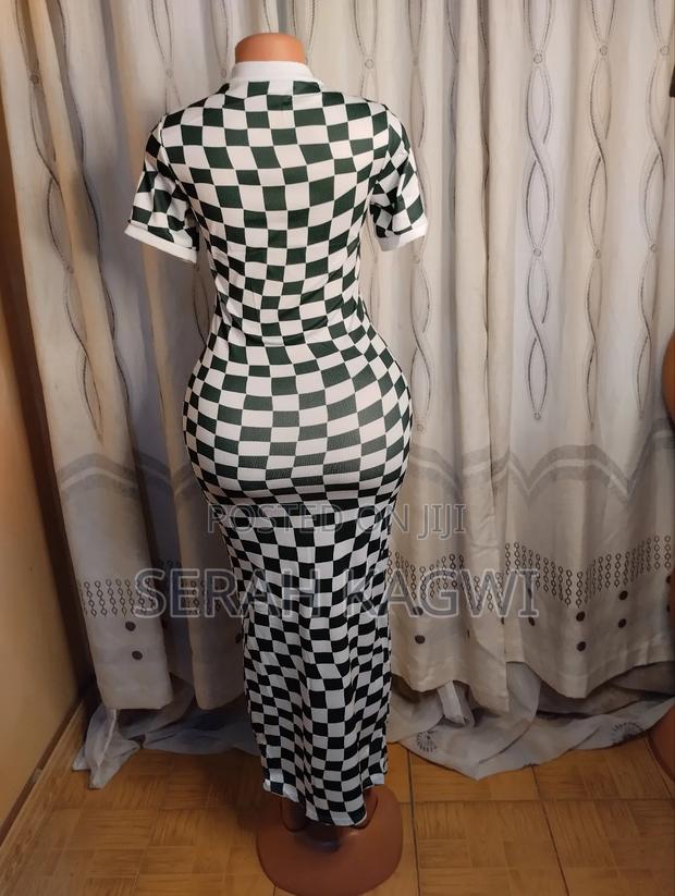 Ladies Clothing - thumbnail 5