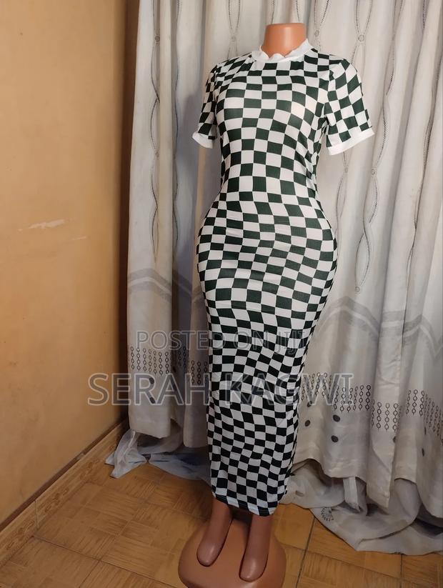Ladies Clothing - thumbnail 6