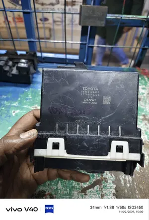 Toyota Voxy 2015 a/C Control Unit