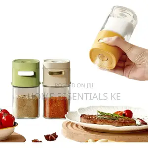 *New 180ml Glass Quantitative Seasoning Jar