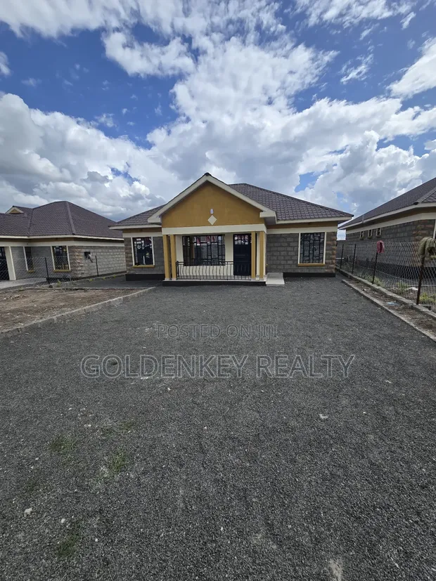 3bdrm Bungalow in Acacia, Kitengela for sale