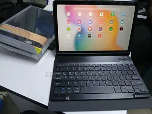 iPad 5th Gen 9.7 Smart Keyboard Flip Cover With Pen Slot