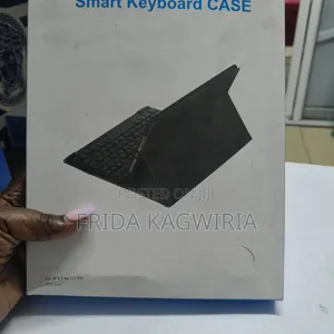 iPad 5th Gen 9.7 Smart Keyboard Flip Cover With Pen Slot