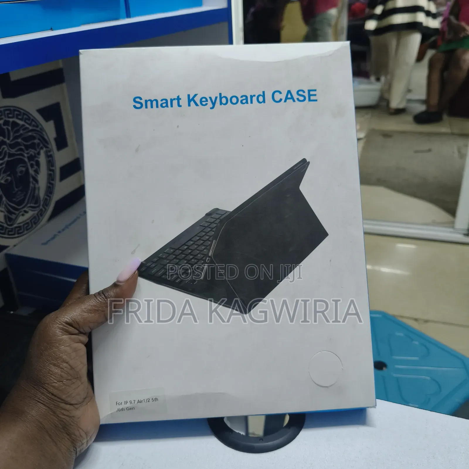 iPad 6th Generation 9.7" Smart Keyboard Flip Case With Pen Slot