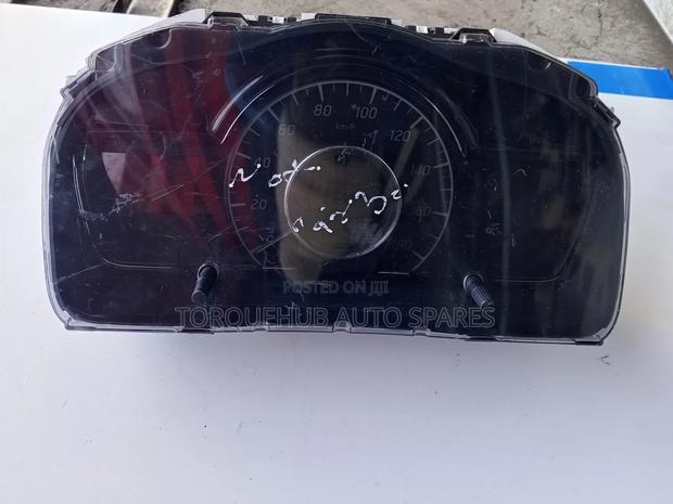 Nissan Note Hybrid Clock