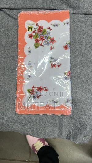 Floral 10pcs Handkerchief Packets - thumbnail 2