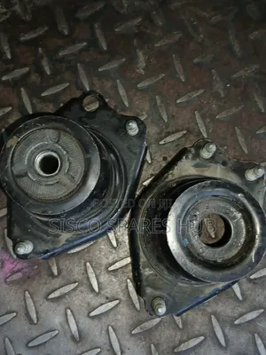 Rear Shock Mountings Fielder,Nze,Sienta