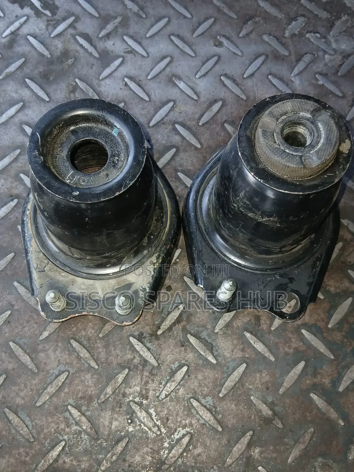 Rear Shock Mountings Fielder,Nze,Sienta