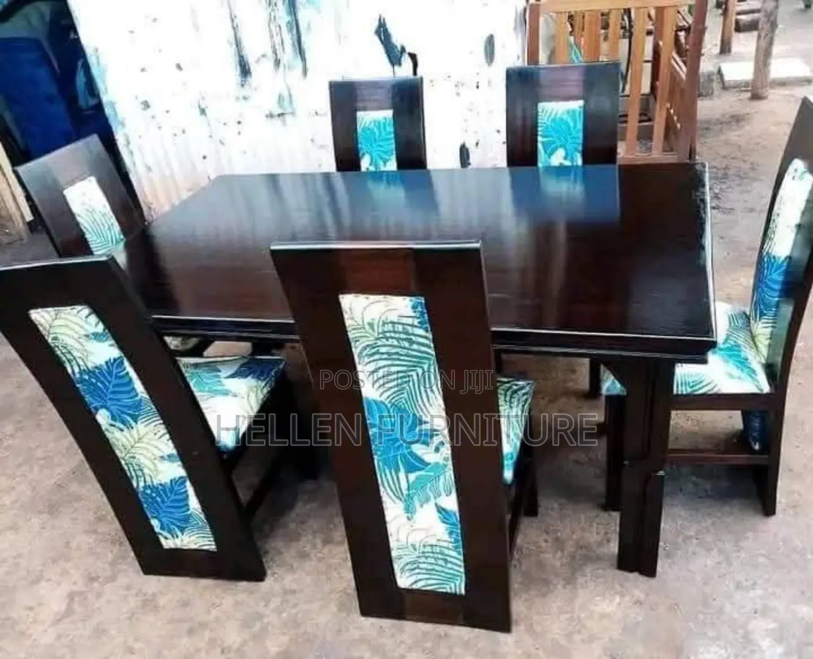 Dining Table It's Made of Mahogany Wood
