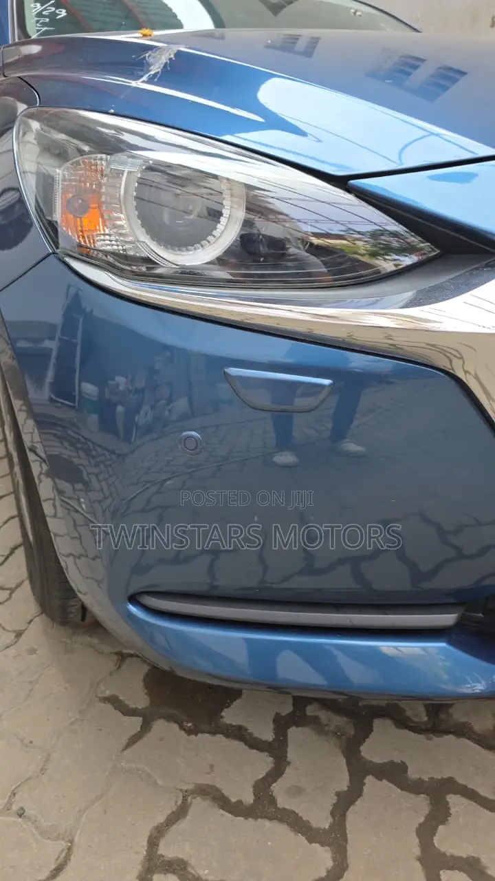 Mazda 2 2019 Blue