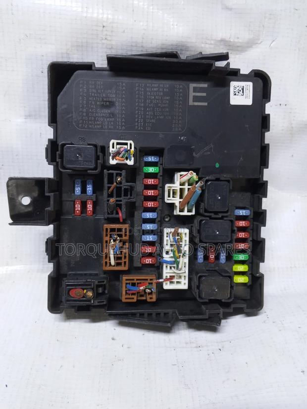 Nissan Pathfinder 2006-2015 Fuse Box