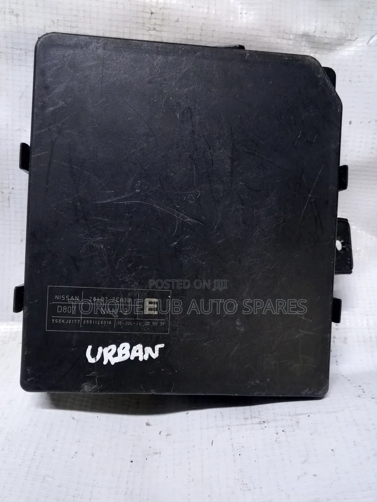 Nissan Pathfinder 2006-2015 Fuse Box