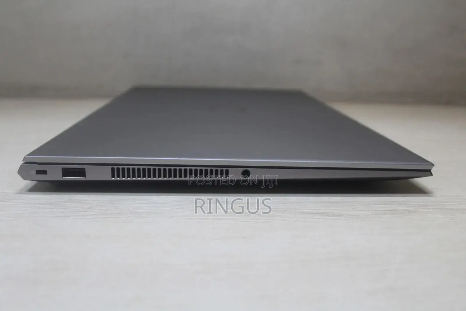 New Laptop HP ZBook Firefly 15 G7 32GB Intel Core I7 SSD 512GB