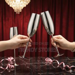 Silver Champagne Flute - thumbnail 2