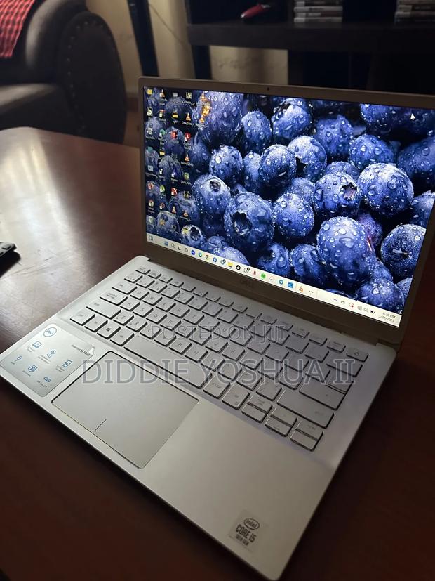 Laptop Dell Inspiron 13 5000 8GB Intel Core I5 SSD 256GB