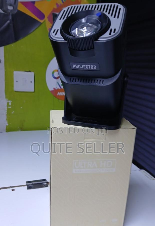 Mini Portable Auto Keystone Projector , Native 1080p - main view