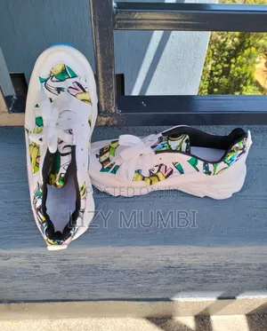Gud Guality Kid's Sneakers