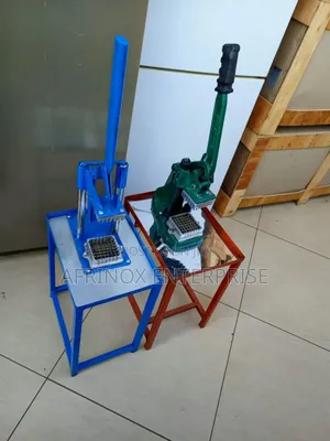 Chips Cutter With Sharp Blades