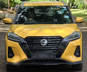 Nissan Kicks SV 2020 Yellow