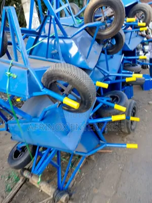 Heavy Duty Wheelbarrow