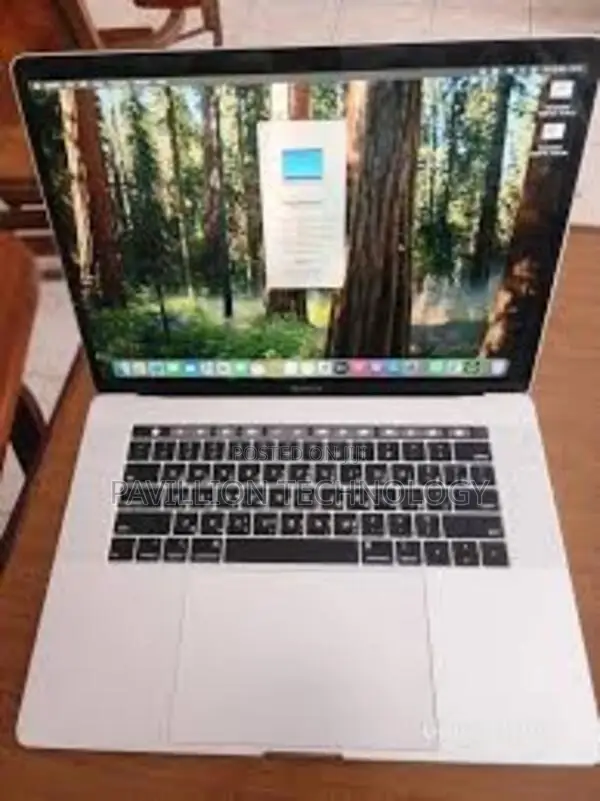 Laptop Apple MacBook Pro 16GB Intel Core i7 SSD 256GB