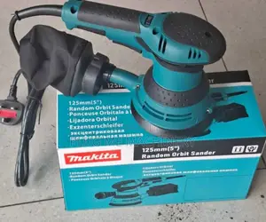 Electric Makita Random Orbital Sander Machine