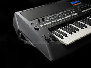 Yamaha PSR Sx 600 Portable Keyboard
