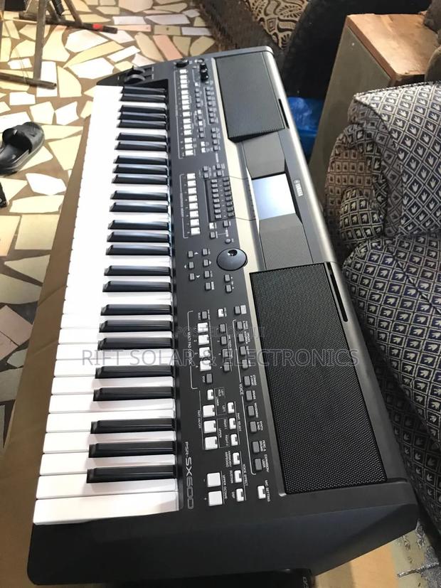 Yamaha PSR Sx 600 Portable Keyboard - main view