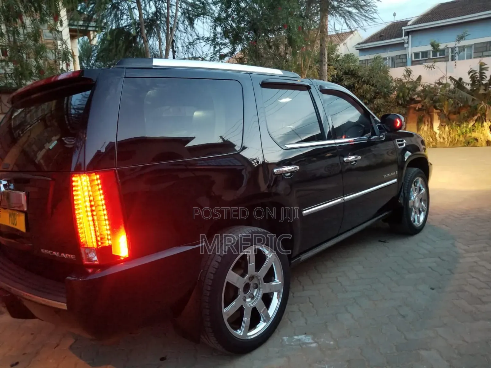 Cadillac Escalade 2012 Black