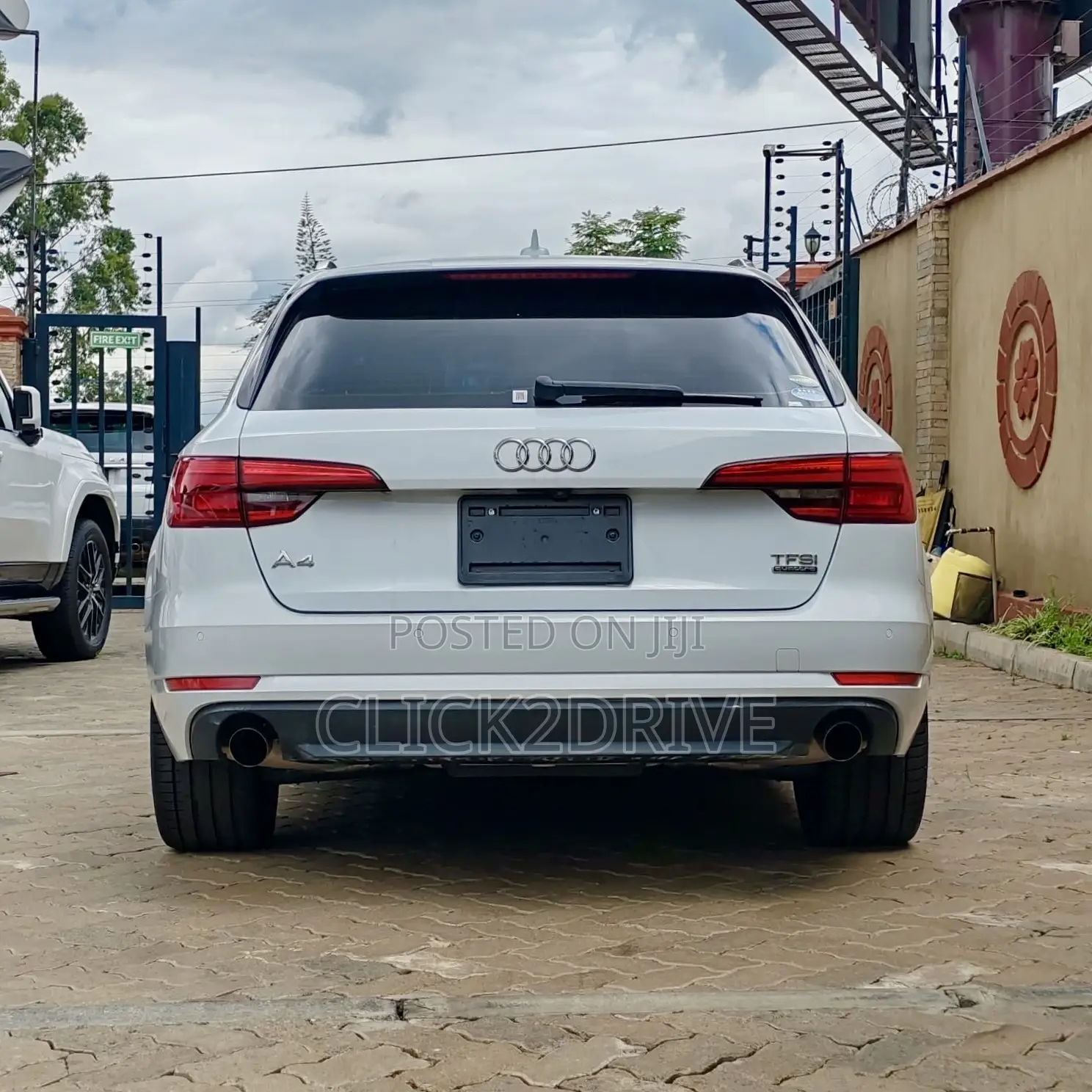 Audi A4 2.0T Premium AWD quattro 2017 White