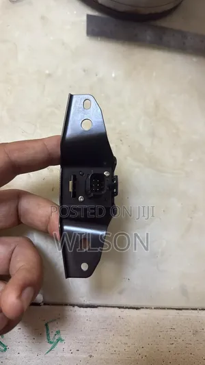 Lexus Rx 200t /Rx 450 Front Grill Camera