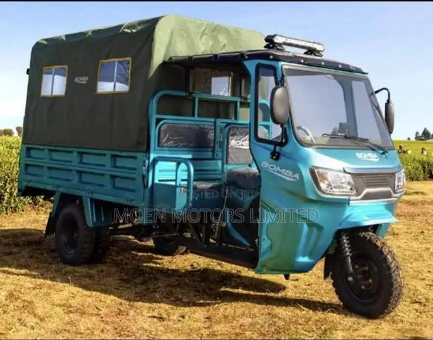 New Bomba 250cc 2025 Gray - main view