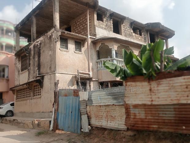 5bdrm House in World Bank Estate, Miritini for sale