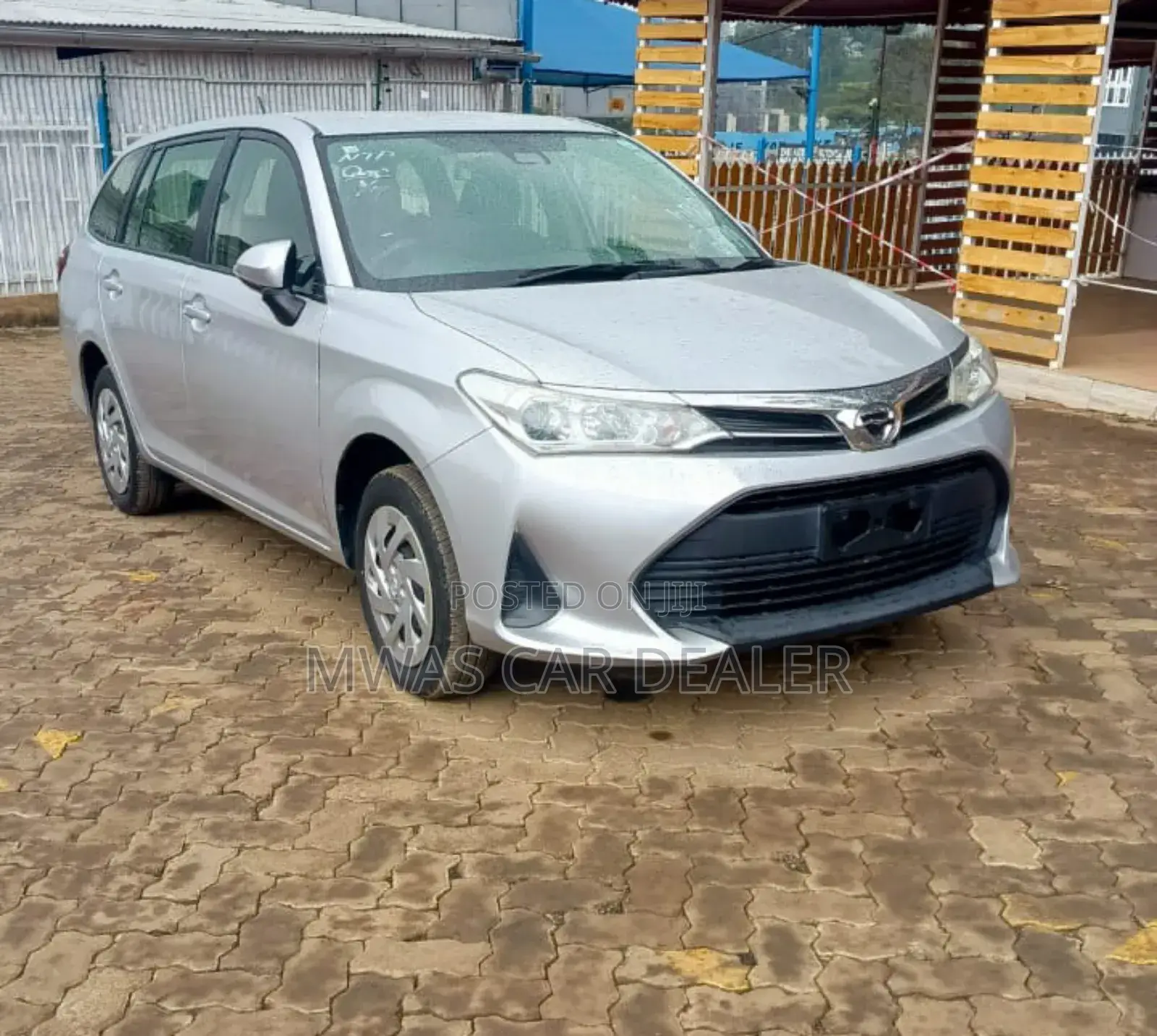 Toyota Corolla Fielder 2019 Silver