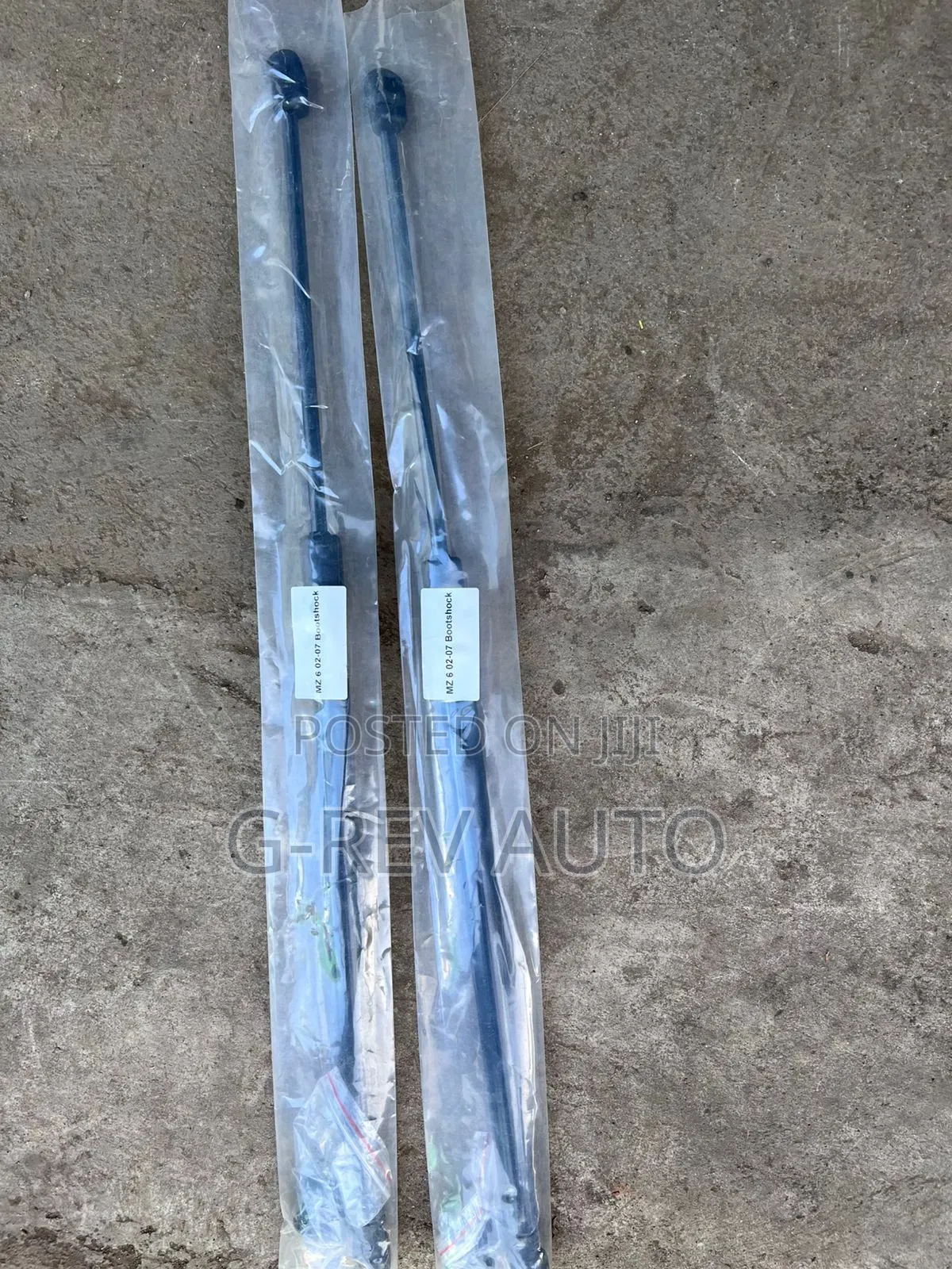 Mazda Axela Hatchback Boot Shocks.