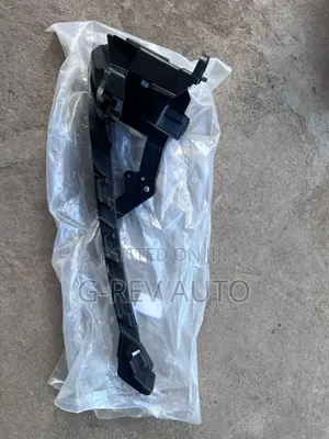 Honda CRV Rm1 Headlight Brackets Oem.