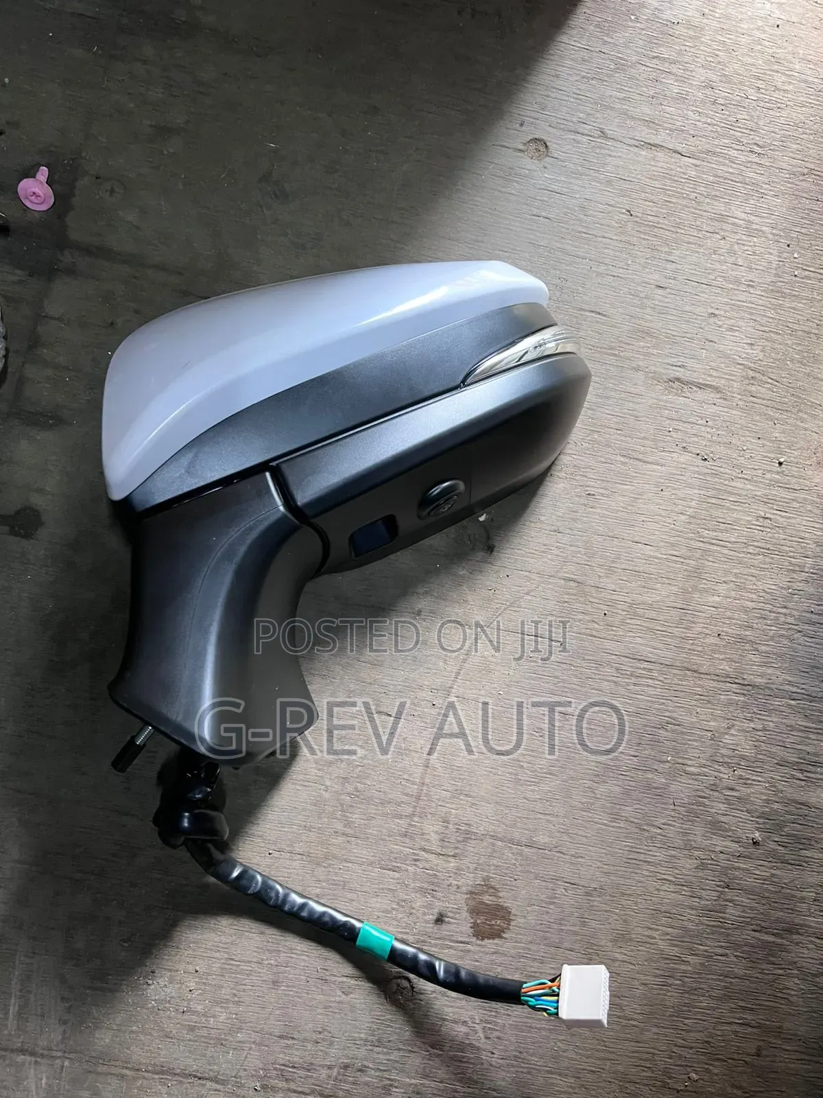 Harrier 2020 Side Mirror With Camera.