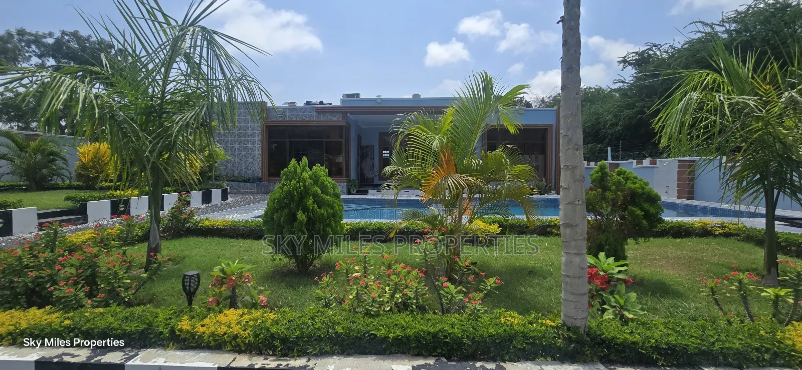 Furnished 4bdrm House in Sun&Sand, Kikambala for sale
